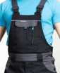 Obrázok z COOL TREND Pracovné nohavice s trakmi čierne predĺžené