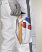 Obrázok z ARDON®URBAN+ Pracovné nohavice s trakmi biele skrátené