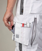 Obrázok z ARDON®URBAN+ Pracovné nohavice s trakmi biele predĺžené